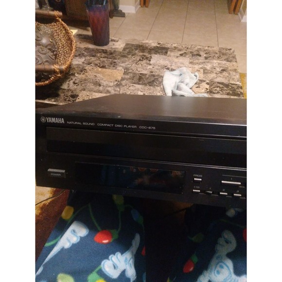 YAMAHA CDC-675 Natural Sound 5 Disc Compact Disc Player VERY NICE - Picture 2 of 6